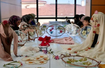 Elazığ Belediyesi ve TÜBİTAK'tan Kadınlara El Emeği Kursu