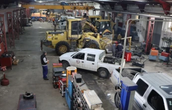 Elazığ İl Özel İdaresi Ekipleri Kış Şartlarına Rağmen Sahada