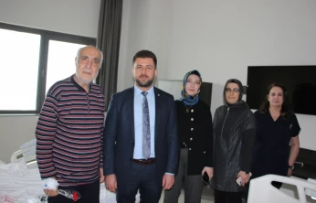 Fethi Sekin Şehir Hastanesi'nden Öğretmenlere Anlamlı 24 Kasım Ziyareti