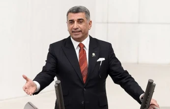 Gürsel Erol, Gençlerin En Beğendiği Milletvekilleri Arasında İlk 10'a Girdi: 'Türkiye'nin Umudu Sizsiniz''