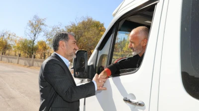 Başkan Şerifoğulları'ndan Ulukent Mahallesi'ne Çıkartma