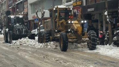 Elazığ Belediyesi Karla Mücadelede Vites Yükseltti