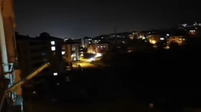 Elazığ'da Polis Kovalamacası: Ulukent Mahallesi'nde Şüpheli Araçla Kaçtı