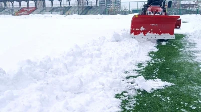 Elazığ'da Sahalar Kar Altında Kalmadı: Stadyum ve Amatör Sahalarda Temizlik Tamamlandı