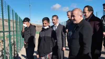 Vali Hatipoğlu, Kovancılar'daki Sokak Hayvanları Yaşam Alanı Projesini İnceledi