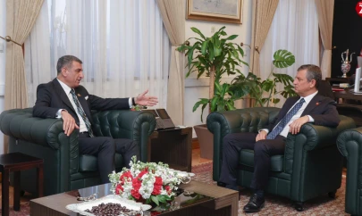 CHP Elazığ Milletvekili Gürsel Erol'dan Özgür Özel'e Destek Ziyareti: 'Bu Karanlığa Boyun Eğmeyeceğiz'