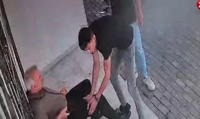 Elazığ'da muhtara silahlı saldırı anı kamerada