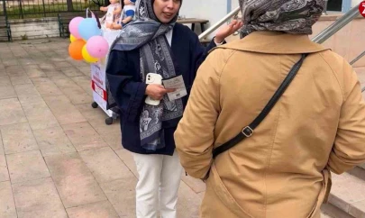 Palu'da doğal olan normal doğum temalı etkinlik