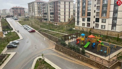 Elazığ'da Sağanak Yağış Hayatı Olumsuz Etkiledi! Meteoroloji'den Kuvvetli Yağış Uyarısı