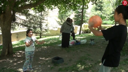 Elazığ'da Sıcak Hava Etkili Oldu, Vatandaşlar Serinlemek İçin Harput'a Akın Etti