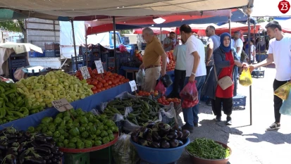 Yaz Pazarlarında Renk Cümbüşü: Ürün Bereketi ve Fiyatlar Dikkat Çekiyor