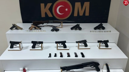 Elazığ'da 2 Suç Örgütü Çökertildi: 30 Gözaltı, Cephanelik Ele Geçti!