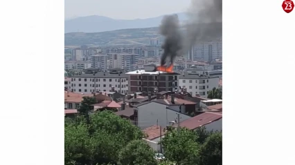 Elazığ'da İnşaat Halindeki Binada Çatı Yangını: İtfaiye Hızla Söndürdü