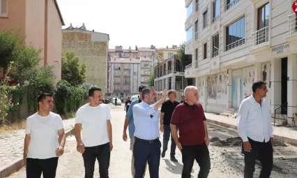 Başkan Şerifoğulları Üniversite Mahallesi'nde Çalışmaları İnceledi: 'Elazığ İçin Birlikte Ter Dökmeye Devam Edeceğiz'