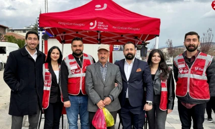 CHP Elazığ Gençlik Kolları'ndan Ekrem İmamoğlu İçin İmza Kampanyası