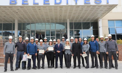 Elazığ Belediyesi Arama Kurtarma Ekibi Belgelerini Aldı