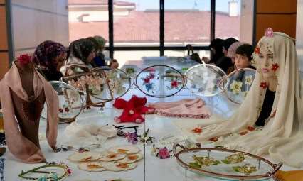 Elazığ Belediyesi ve TÜBİTAK'tan Kadınlara El Emeği Kursu
