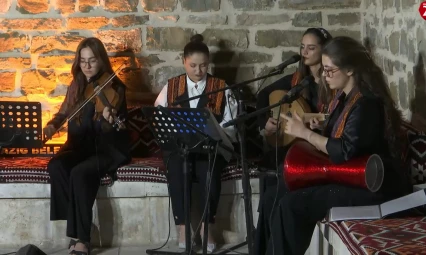 Elazığ Belediyesi Yaz Etkinliklerinde Kadın Kürsübaşı Topluluğu Harput'ta Sahne Aldı