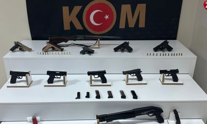 Elazığ'da 2 Suç Örgütü Çökertildi: 30 Gözaltı, Cephanelik Ele Geçti!