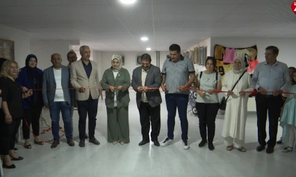 Elazığ'da El Emeği Göz Nuru Ürünler Sergilendi: Halk Eğitim Kursiyerlerinden Yıl Sonu Gösterisi