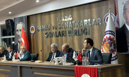 Elazığ'da Esnaflara 'Gıda Mevzuatı ve Etiket Okuryazarlığı' Eğitimi Verildi
