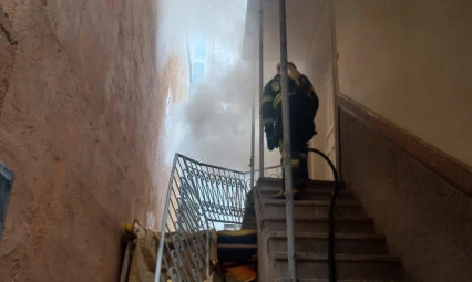 Elazığ'da Metruk Binada Çıkan Yangın Kısa Sürede Söndürüldü