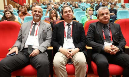 Elazığ'da Yoğun Bakım Alanında Önemli Toplantı: 'Ekstrakorporeal Organ Destek Tedavilerinde Güncel Yaklaşımlar'