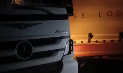 Elazığ–Diyarbakır Yolunda TIR Kazası: Dorse Kabine Girdi