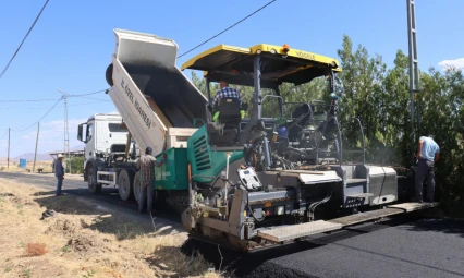 Elazığ İl Özel İdaresi Tepebağ Köyü Yol Çalışmalarına Devam Ediyor