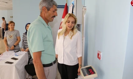 Elazığ İl Sağlık Müdürlüğü'nden 'İdeal Kilonu Öğren, Sağlıklı Yaşa' Kampanyası Etkinliği