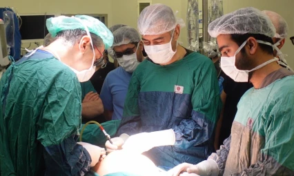 Fırat Üniversitesi Hastanesi'nde Prostat Kanseri Cerrahisine Yönelik 3 Boyutlu Laparoskopi Eğitimi