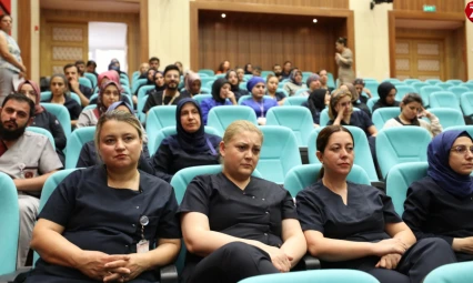 Fırat Üniversitesi Hastanesinde Kadına Yönelik Şiddet ve Erken Yaşta Evliliklerle Mücadele Eğitimi Verildi