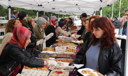Fırat Üniversitesi'nden Anlamlı Kermes: Geliri İhtiyaç Sahibi Öğrencilere Bağışlanacak