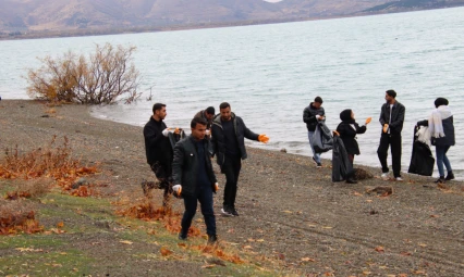 Fırat Üniversitesi Öğrencilerinden 'Sivrice Hazar Gölü Nefes Alsın' Projesi