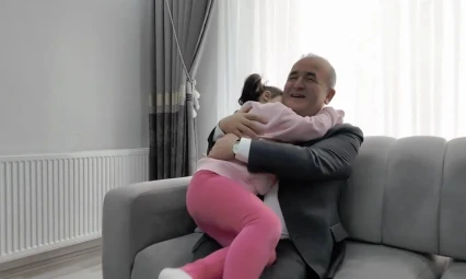 Vali Hatipoğlu'ndan Şehit Kızı Gülce'ye Anlamlı Doğum Günü Sürprizi