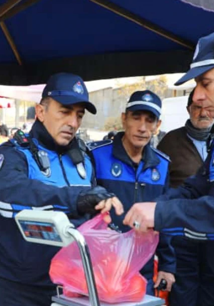 Elazığ Belediyesi'nden Semt Pazarlarına Sıkı Denetim