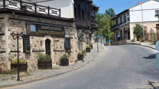 'Eyyam-ı bahur' turizmi etkiledi, tarihi sokaklar boş kaldı