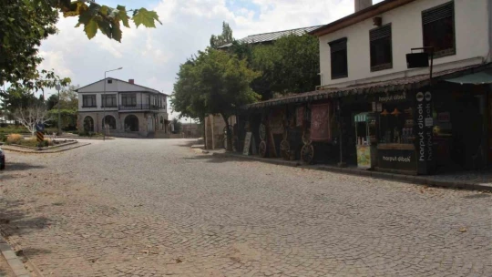 'Eyyam-ı bahur' turizmi etkiledi, tarihi sokaklar boş kaldı