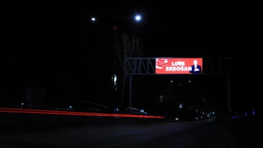 'Stop Erdoğan' skandalına Elazığ'dan 'Love Erdoğan' yanıtı