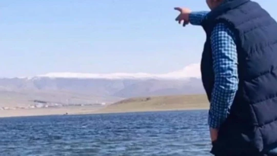 15 yaşındaki ikizleri korona virüs ayırdı