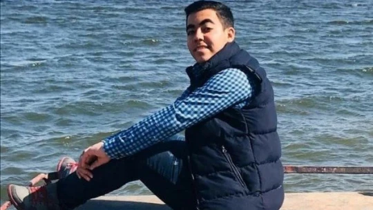 15 yaşındaki ikizleri korona virüs ayırdı