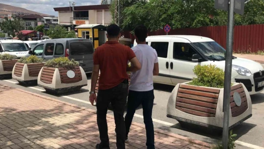 Elazığ'da 15 Yıl Kesinleşmiş Hapis Cezası Bulunan Şüpheli Yakalandı