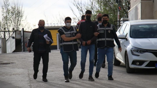18 yaşındaki Emine'nin katili, adliyeye sevk edildi