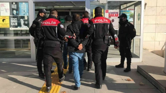 18 Yıl Sonra Ortaya Çıkan Cinayet Meğerse Yasak Aşk Yüzünden İşlenmiş