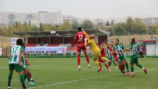 3. Lig: Elazığ Karakoçan: 2 - Şile Yıldızspor: 4
