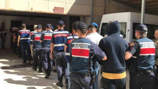 4 ilde 260 vatandaşı dolandıran suç örgütüne operasyon: 28 tutuklama