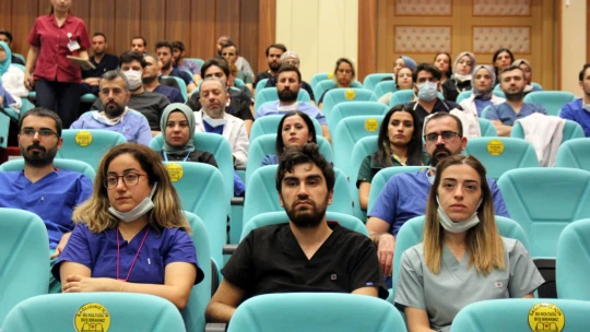 Sepsis Dünya Üzerinde Ölüm Oranının Yüksek Olduğu Bir Hastalıktır