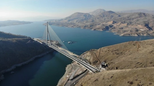 720 milyon lira maliyetli yeni Kömürhan Köprüsü açıldı