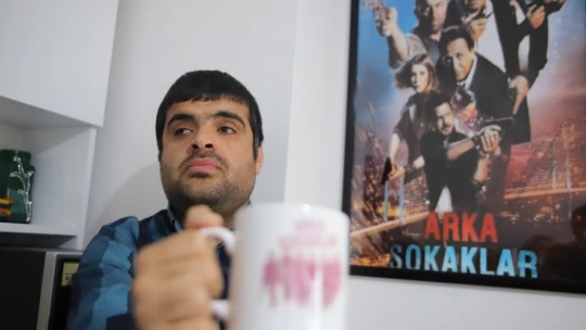 Abdullah'ın yok böyle bir hayranlık dedirten polislik ve dizi aşkı