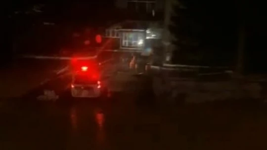 Atıl durumdaki hastane binası hırsızların hedefi oldu